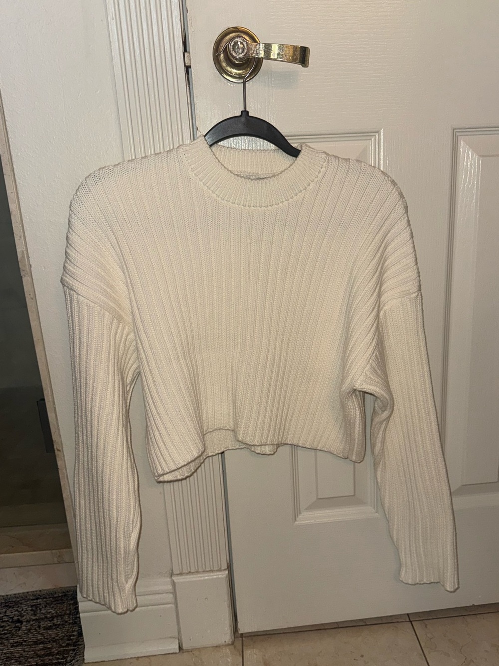 Zara heavy ribbed knit cropped sweater